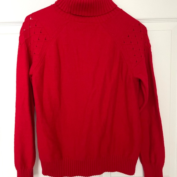 Banana republic sweater red like new - Picture 2 of 3